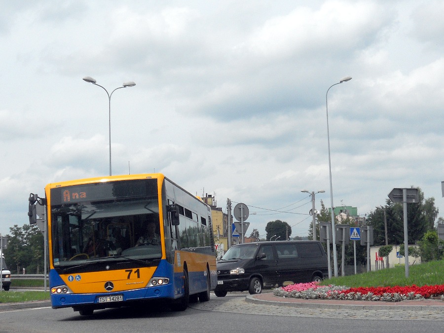 Mercedes Conecto LF 71 MZK Starachowice