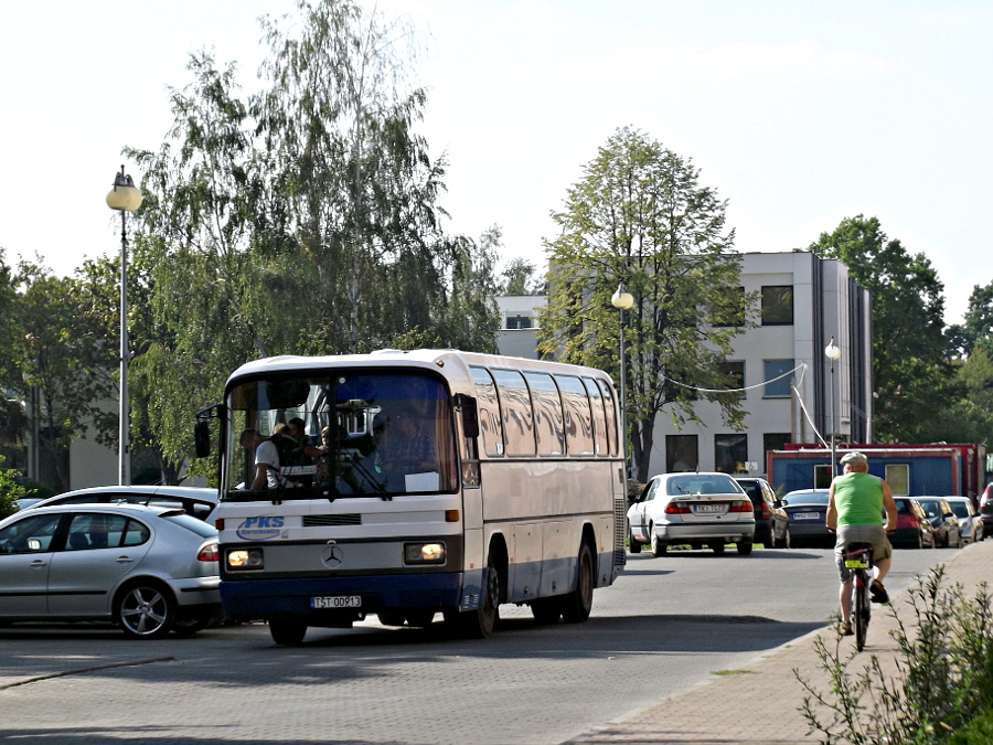 Mercedes O303 TST 00913 Przewozy Os�b Opara Marcin / Oparka - Korczyn