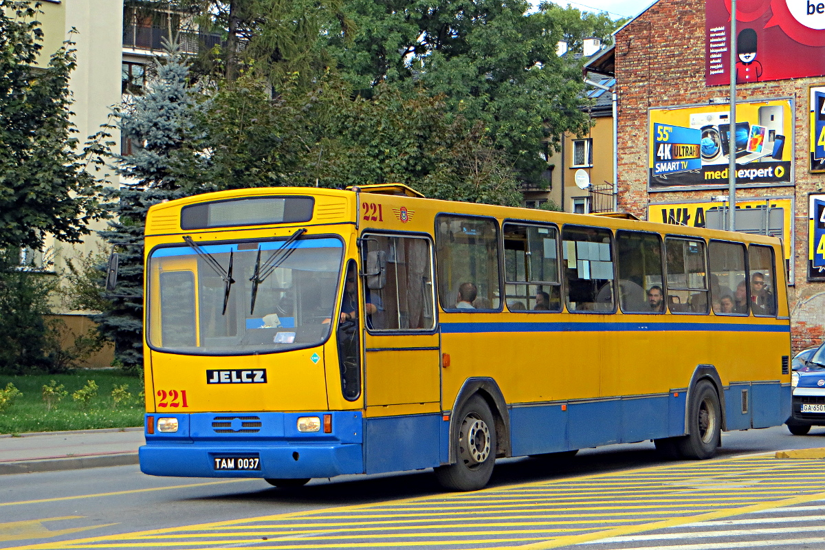 Jelcz PR110 CNG 221 MPK Tarn�w