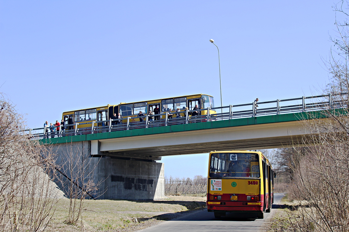 Ikarus 280 RV51 Czerwony Ikarus ��d�