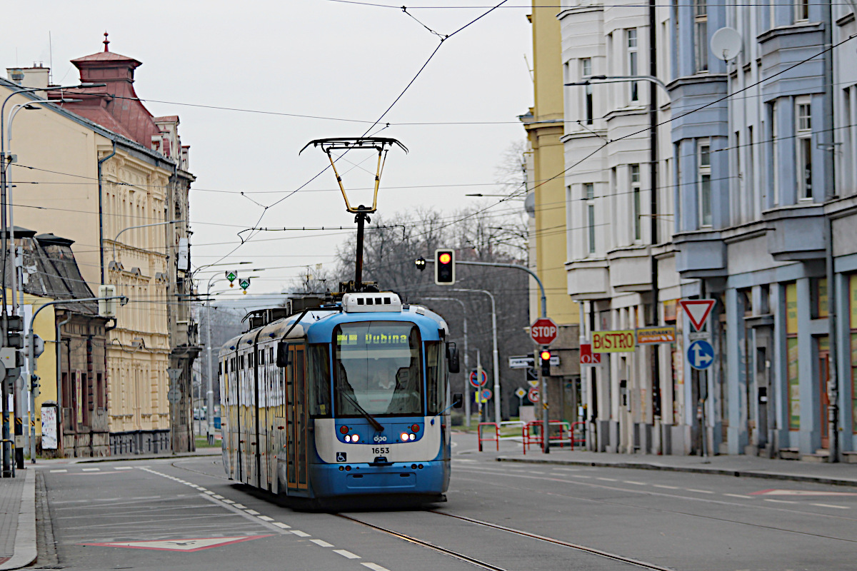 Pragoimex Vario LF3/2 1653 Dopravn� podnik Ostrava