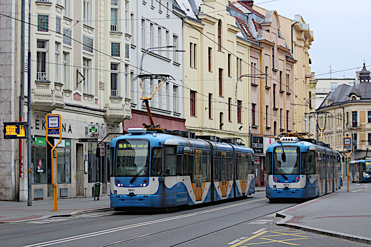 Pragoimex Vario LF3/2 1651 Dopravn� podnik Ostrava