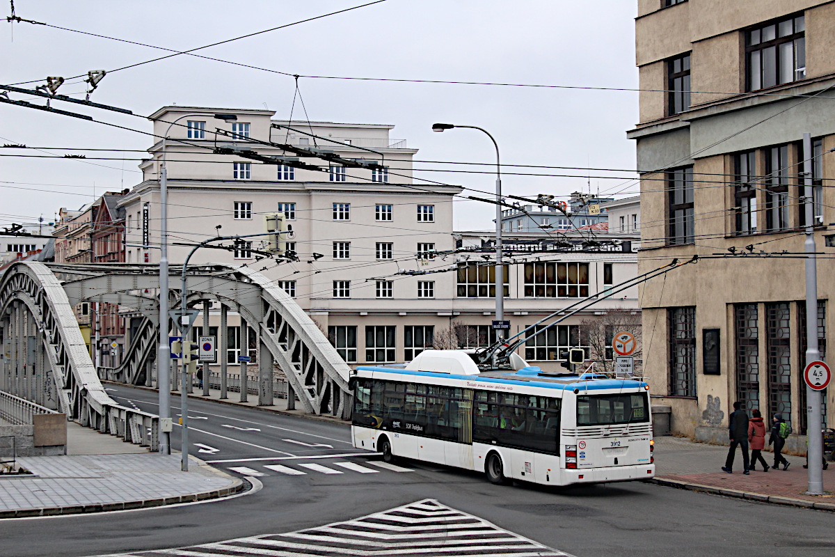 SOR TNB12 3912 Dopravn� podnik Ostrava
