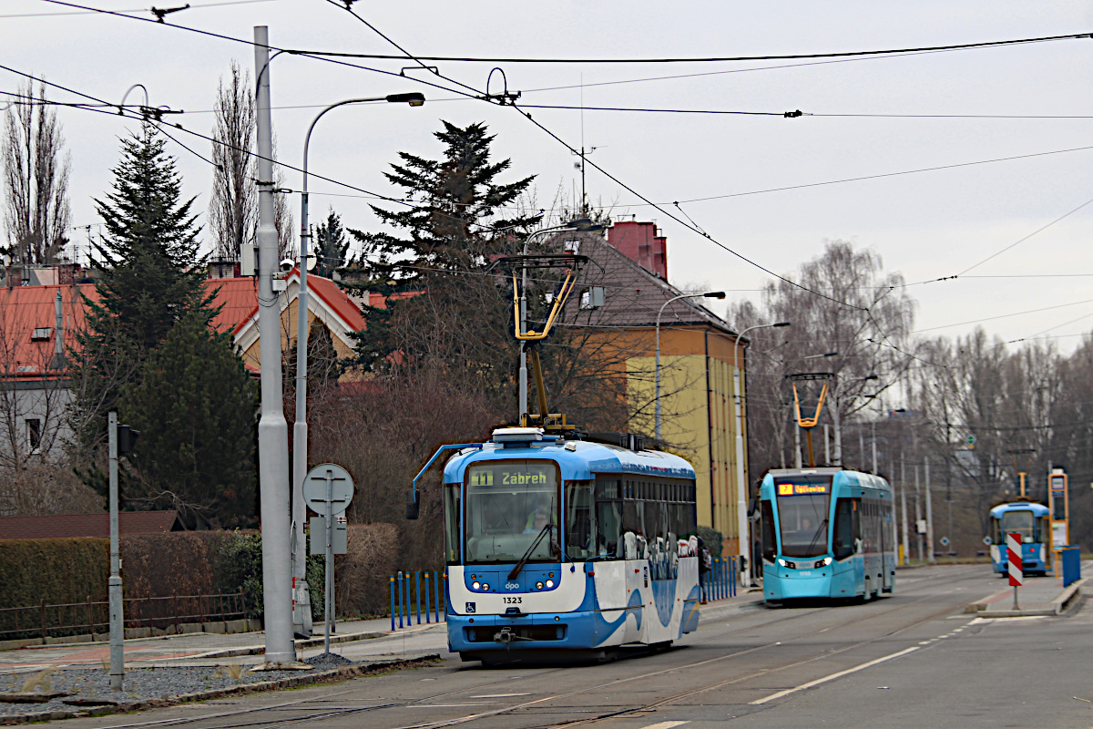 Pragoimex Vario LF 1323 Dopravn� podnik Ostrava