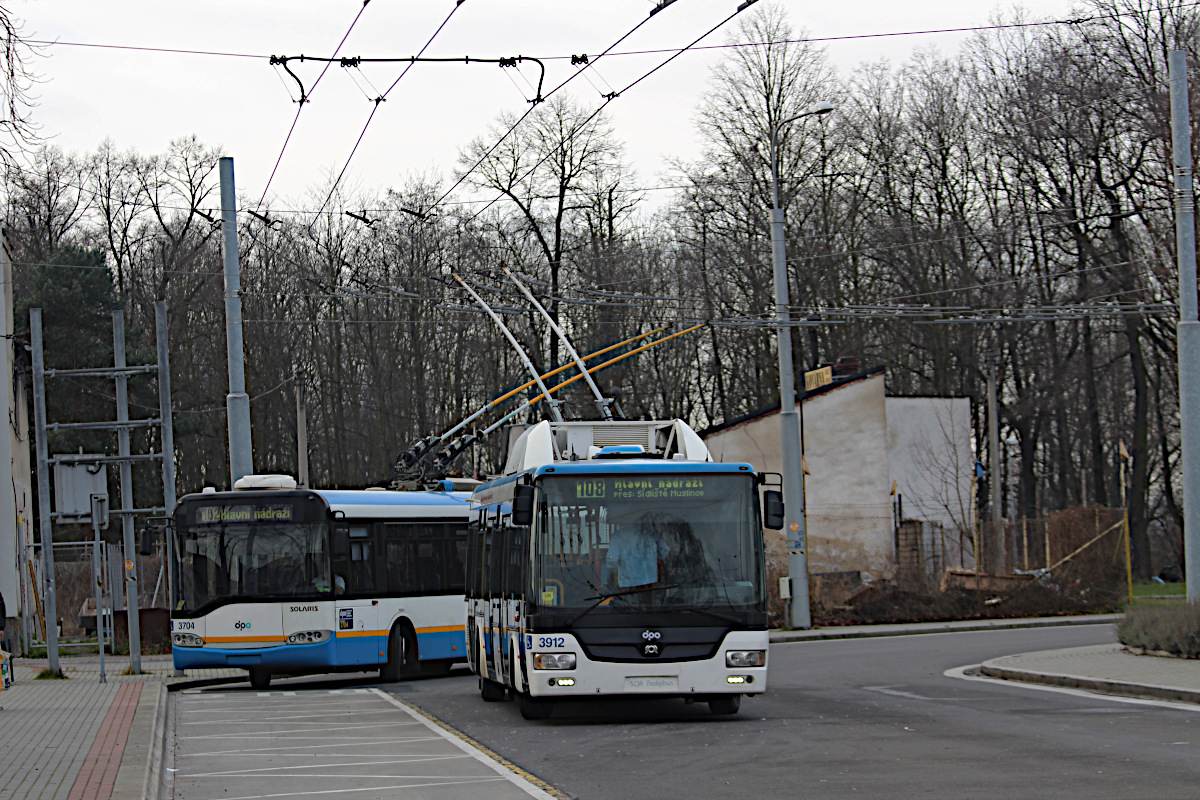 SOR TNB12 3912 Dopravn� podnik Ostrava