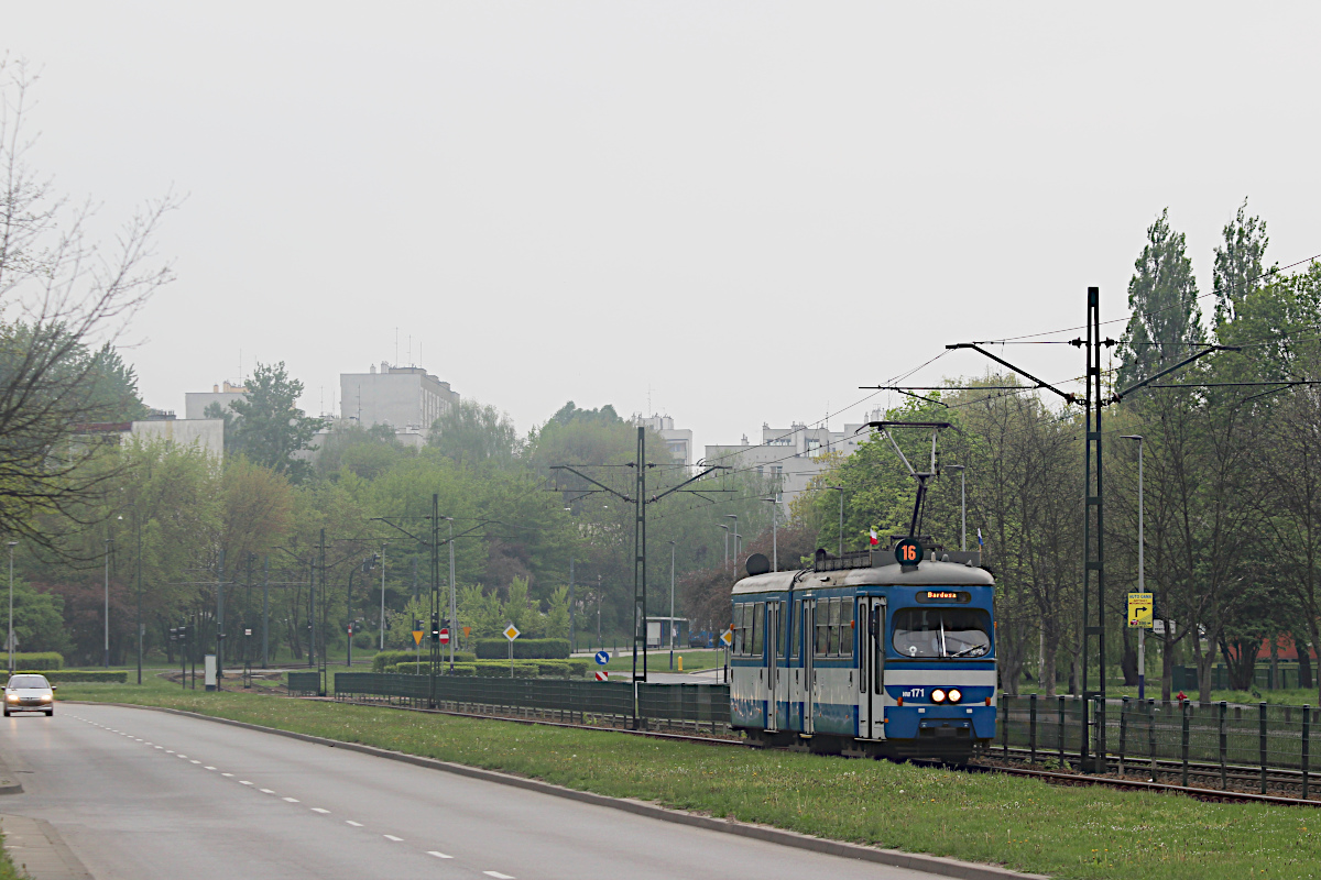 SGP E1 HW171 MPK Krak�w