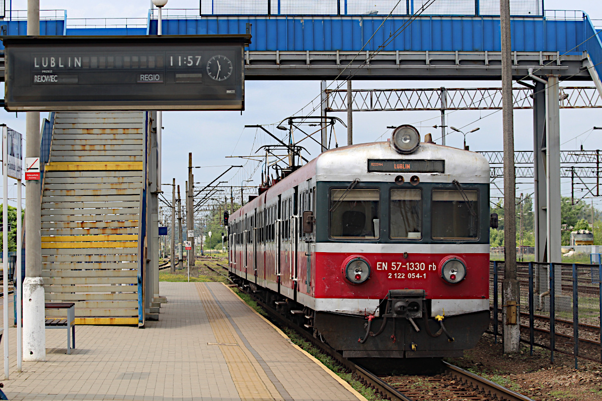 EN57 1330 PKP Przewozy Regionalne