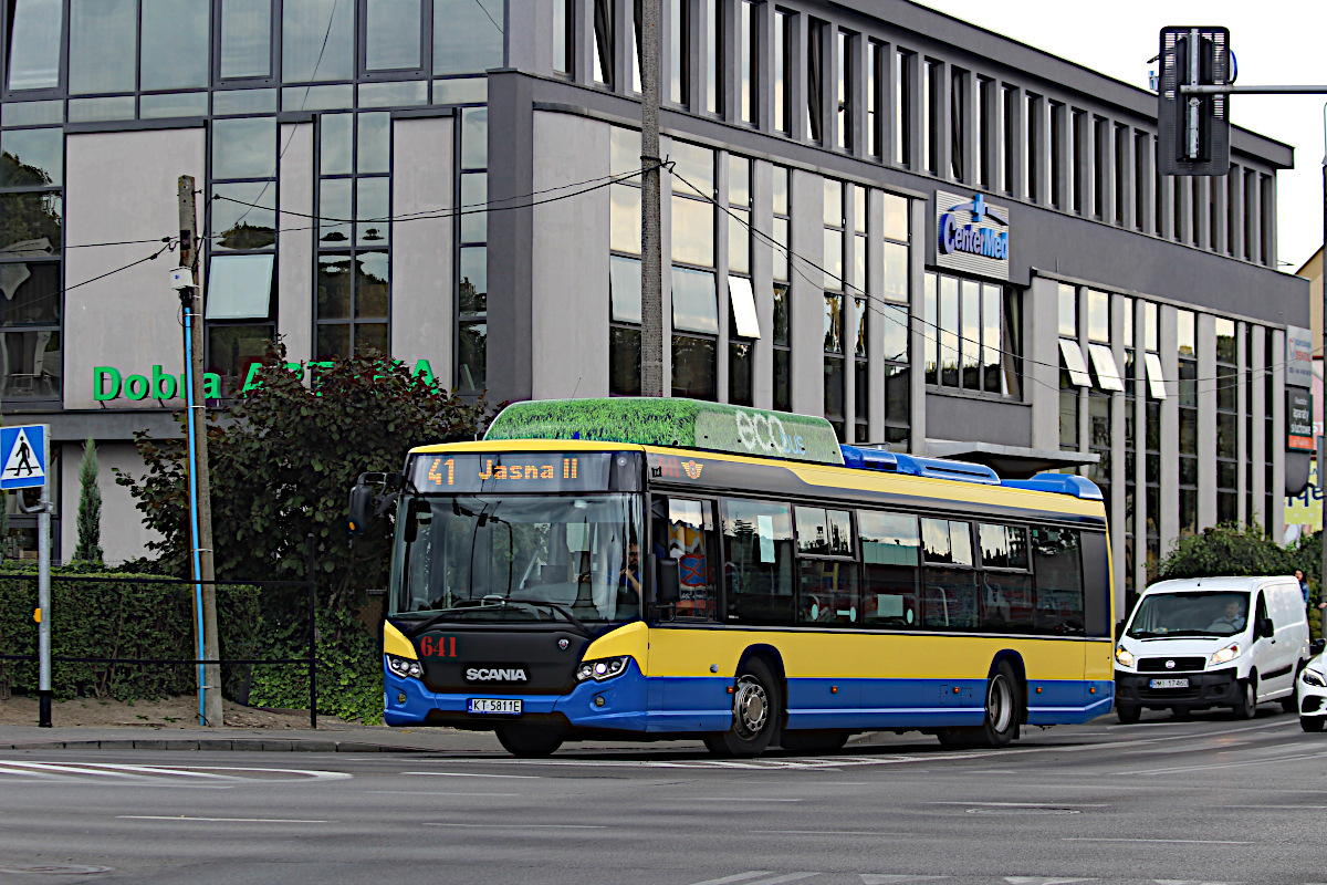 Scania CN280UB 4x2 EB CNG 641 MPK Tarn�w