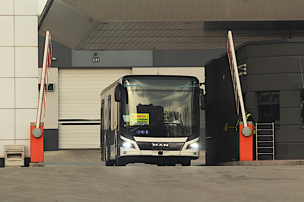 MAN Lions City 12C Efficient Hybrid T12 00P20 MAN Starachowice