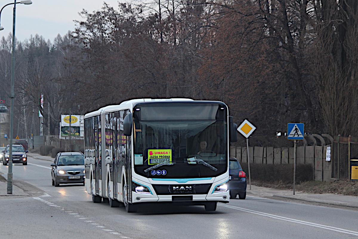MAN Lions City 18C T12 00P16 MAN Starachowice