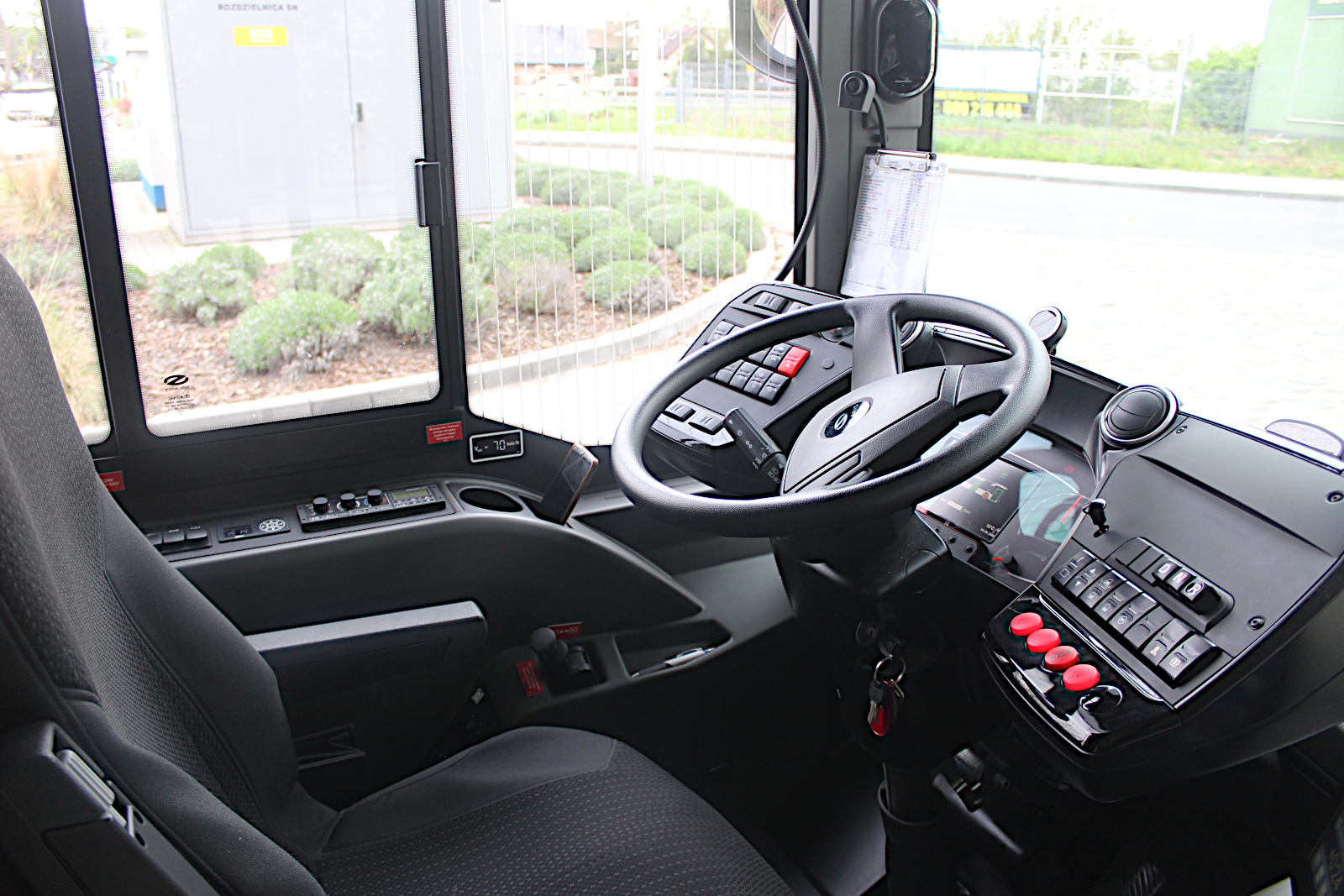 Solaris Urbino 12 electric 811 MZK Opole