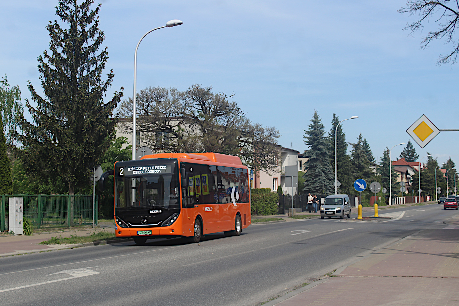 Yutong ZK6890BEVG E9 46 MPK Ostrowiec �wi�tokrzyski