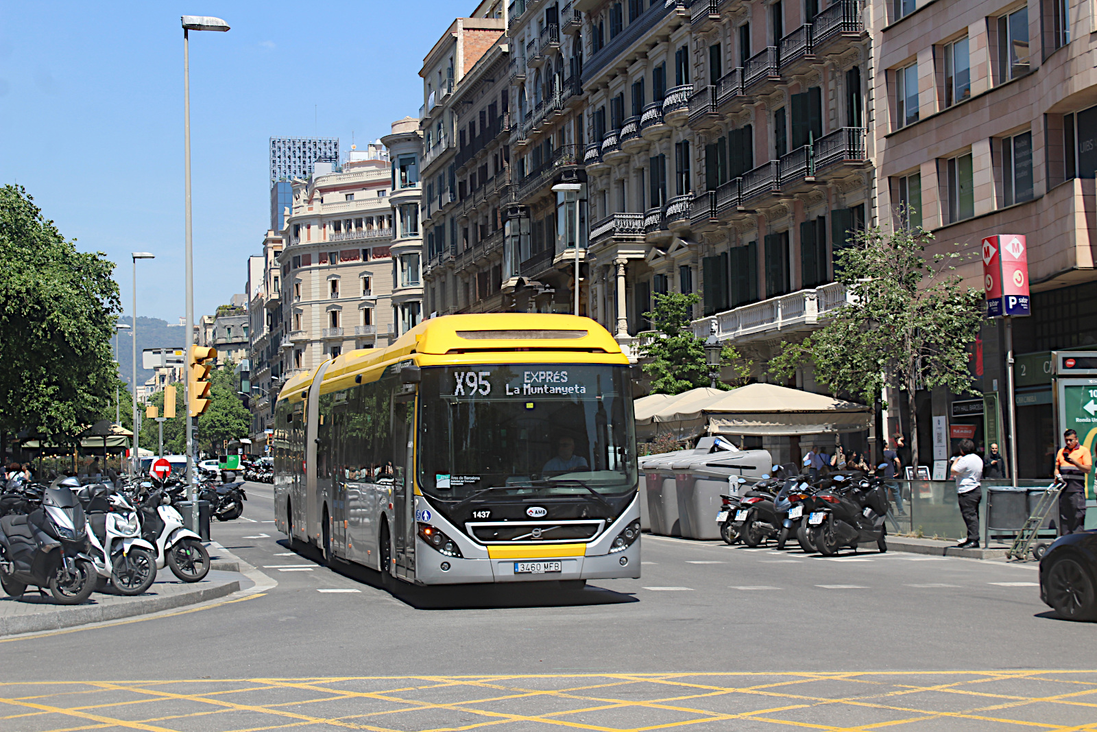 Volvo 7900A Hybrid 1437 Avanza Baix Madrid