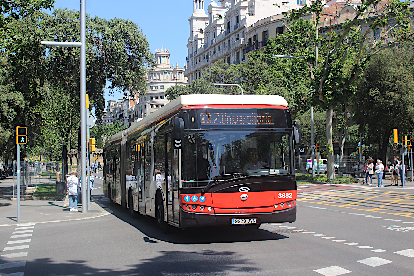 Solaris Urbino 18 Hybrid 3682 TMB Barcelona
