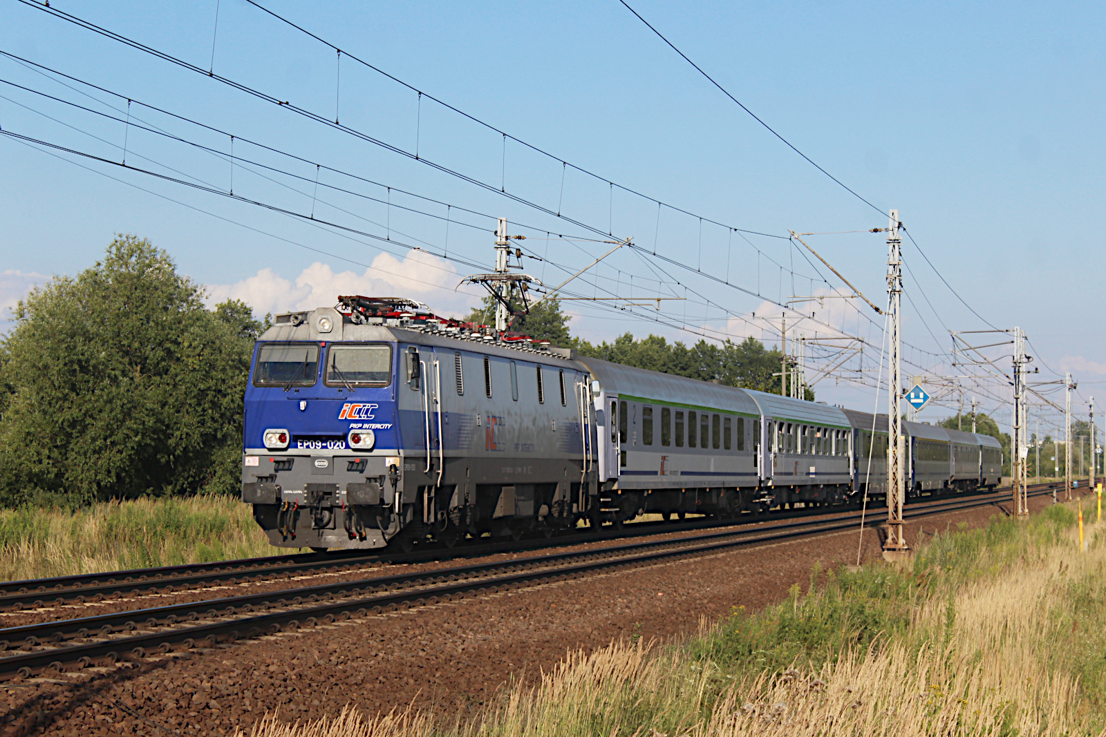 EP09 020 PKP Intercity