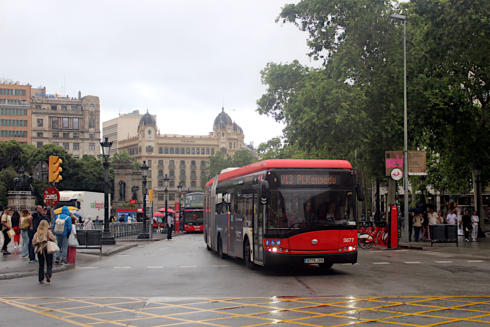 Solaris Urbino 18 Hybrid 3677 TMB Barcelona