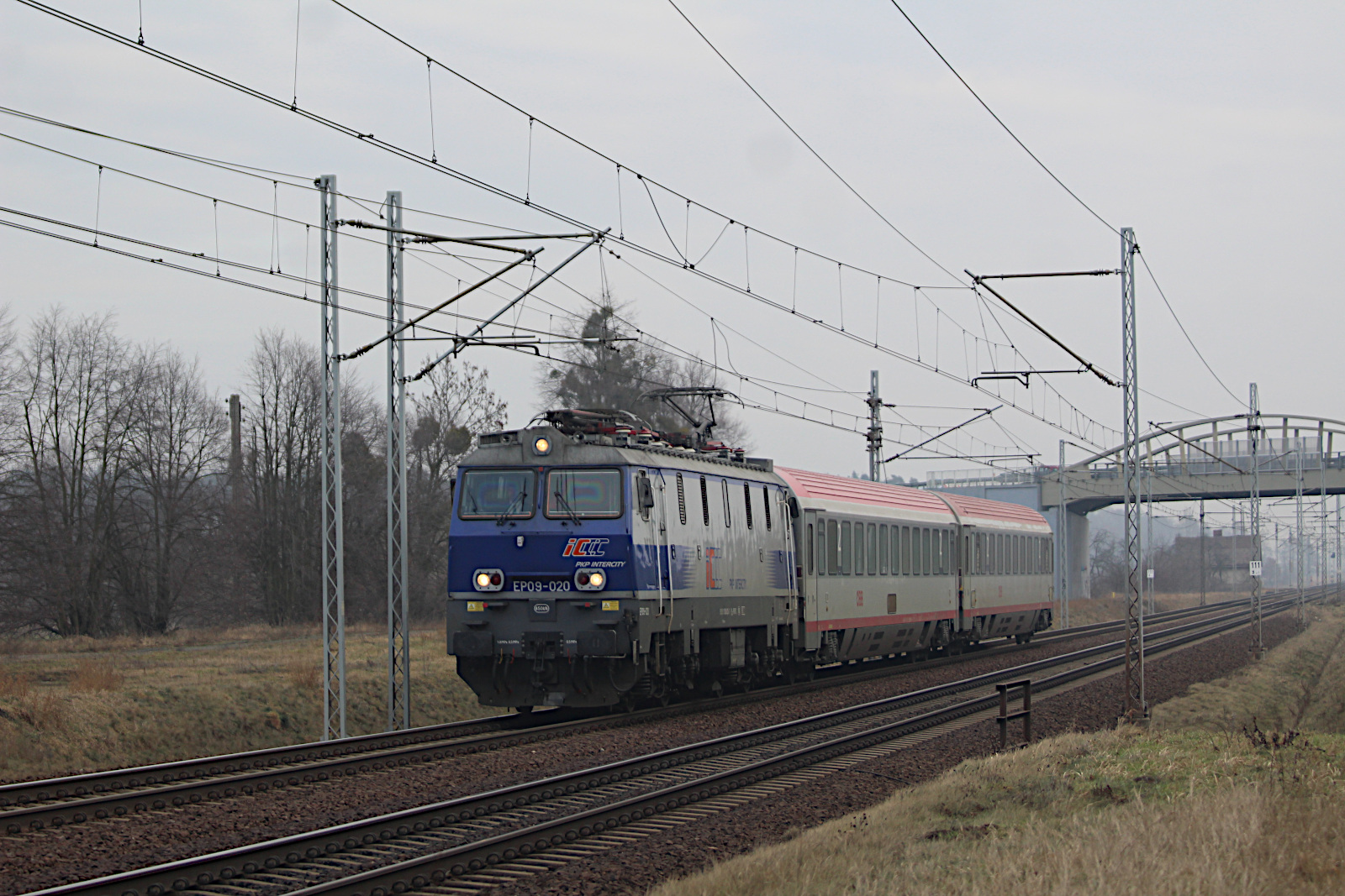 EP09 020 PKP Intercity