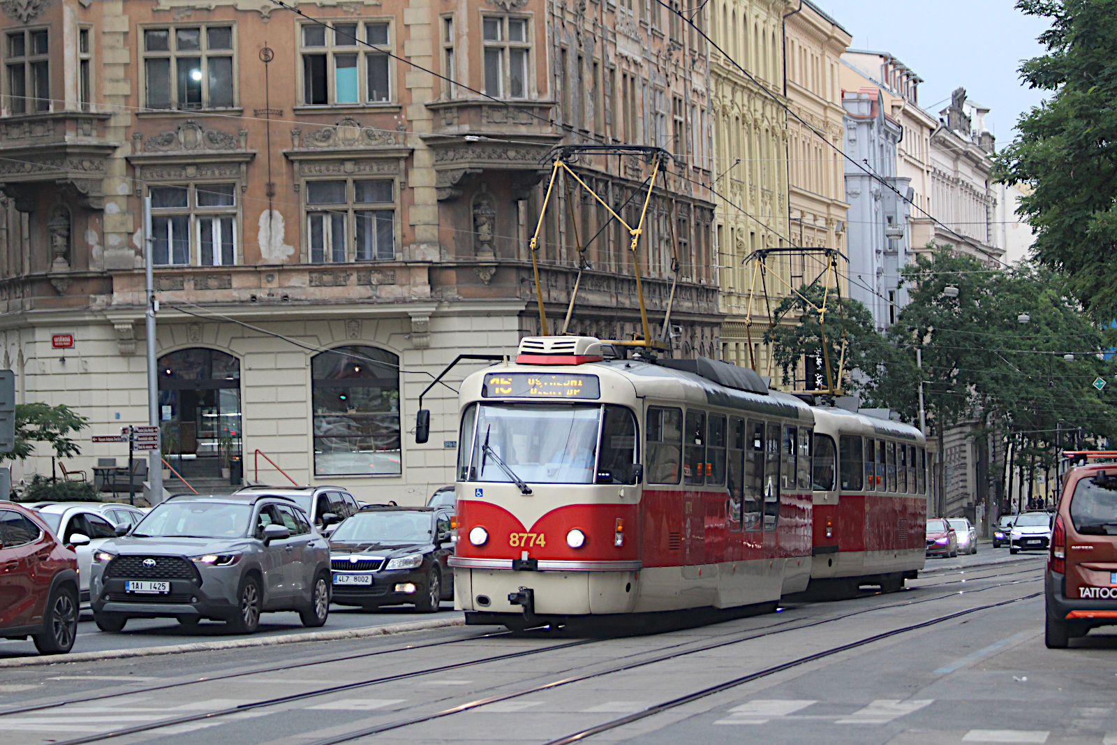 Tatra T3R.PLF 8774 Dopravn� podnik hlavn�ho m�sta Prahy